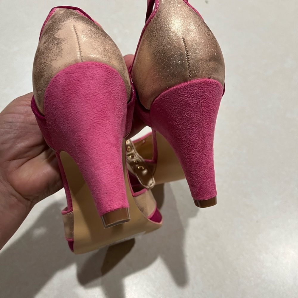 Joe Browns Pink and Gold Heels with Elegant Design - Picture 5 of 7